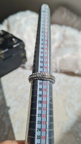 Bague fantaisie avec strass
