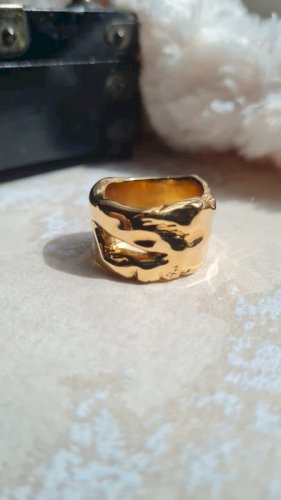 Bague fantaisie Christian Lacroix