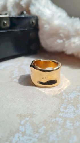 Bague fantaisie Christian Lacroix