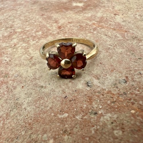 Bague Fleur /Trèfle 4 feuilles Grenats taille Coeur Argent 925 vermeil Taille 54