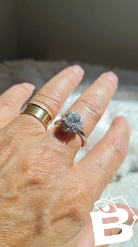 Bague marguerite Argent et zirconium