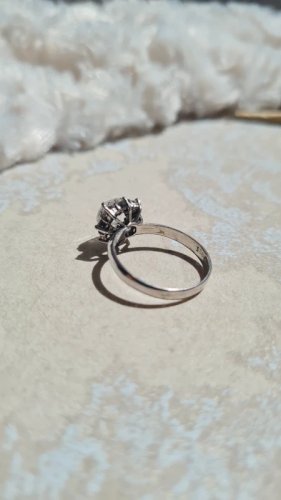 Bague marguerite Argent et zirconium