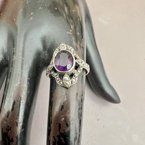 Bague Marquise vers 1980 argent -marcassites- Améthyste Vintage Taille 55/17,7mm
