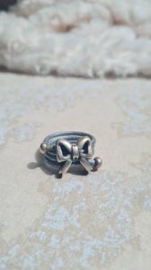 Knot ring and leather strap