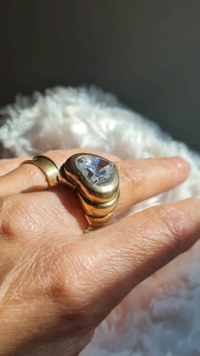 Bague oversize en argent doré et zirconium