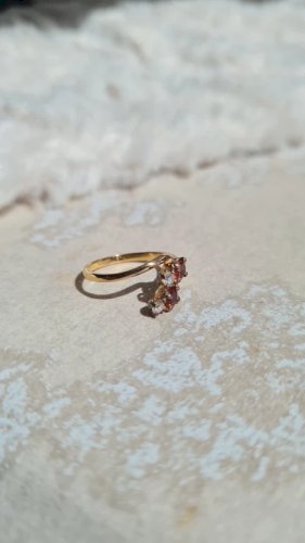 Bague plaqué  or et rubis