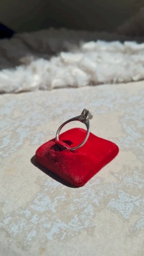 Bague solitaire en argent
