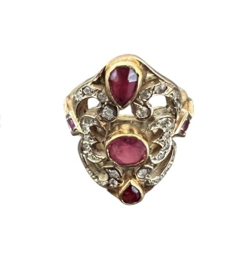 Bague Vintage Baroque or 18 carats poinçon aigle diamant rubis 12,8grs Taille 58