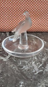 BAGUETTE TO THE DOVE LALIQUE IN CRYSTAL