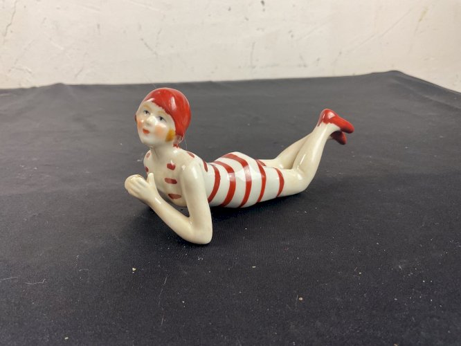 baigneuse en porcelaine Pin-up Sexy Allemande art nouveau -art déco