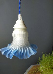 Tulip table lamp in frosted glass, azure blue trim – Vintage 1950