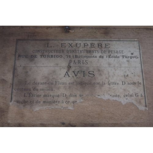 Balance Trebuchet 19 ème avec ces Poids .