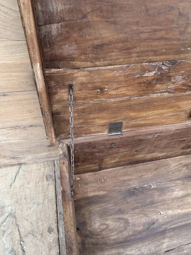 banc - coffre en teck birman avec  ferrures dorigine