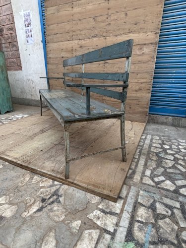 Banc en métal et lattes teck