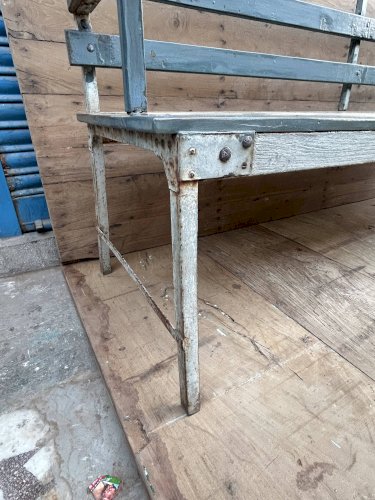 Banc en métal et lattes teck