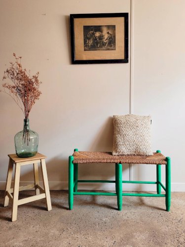 Banc en paille et bois ancien