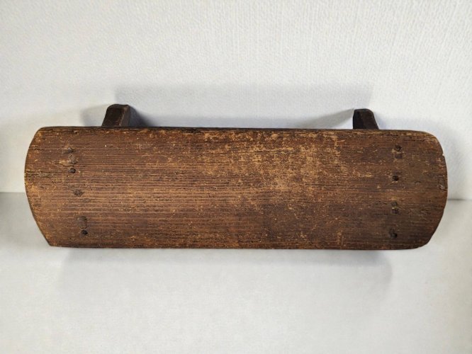 Banc / repose pieds en bois