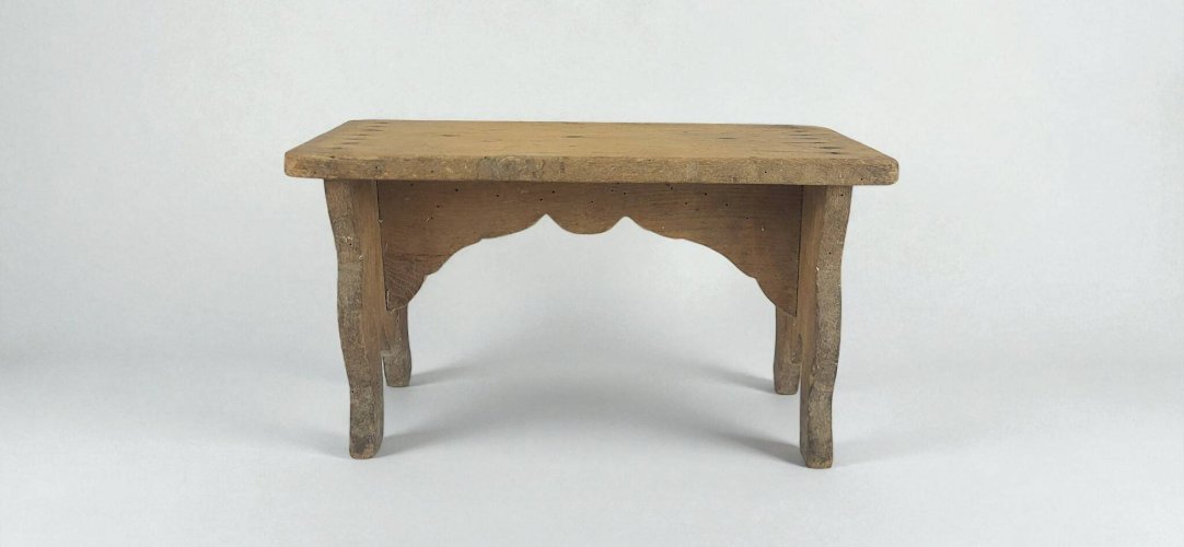 Banc / repose pieds / tabouret