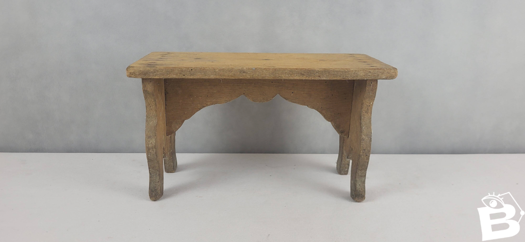 Banc / repose pieds / tabouret