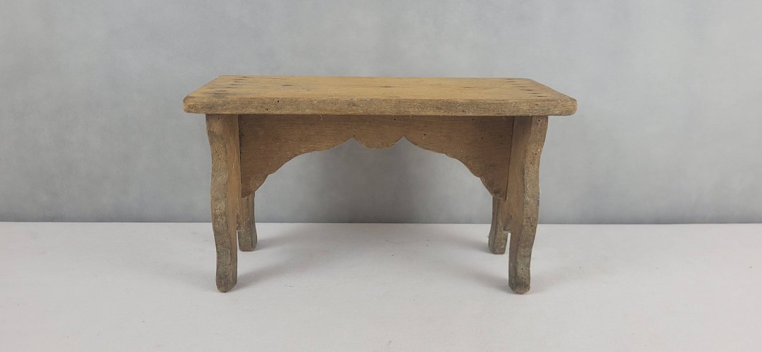 Banc / repose pieds / tabouret