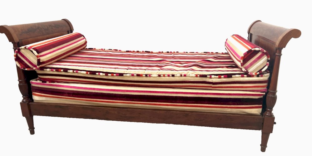 Banquette lit de repos de style Louis XVI en acajou XIX siècle
