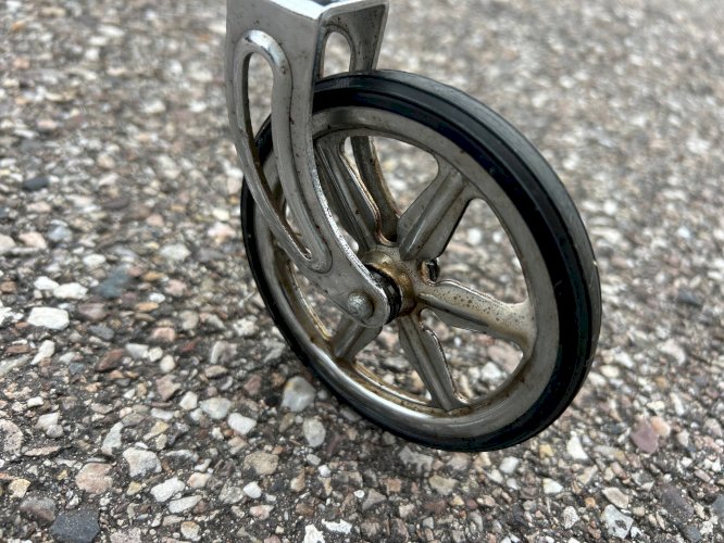 bar roulant en chrome années 70