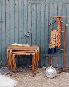 Barbara, the wooden nesting tables No. 33
