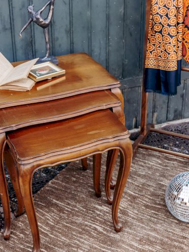 Barbara, les tables gigognes en bois N°33