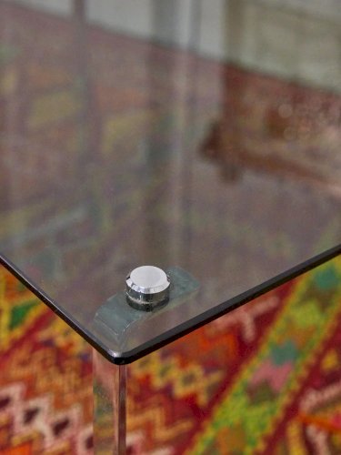 Barbara, les tables gigognes en chrome et verre N°119