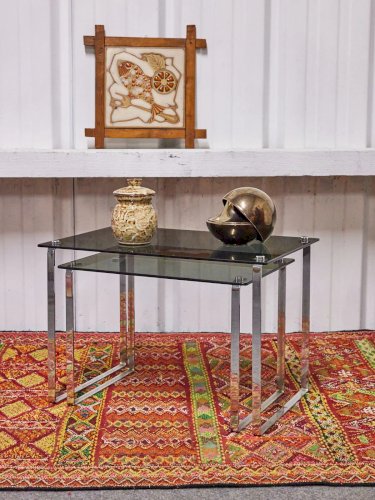 Barbara, les tables gigognes en chrome et verre N°119