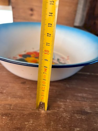 Bassine vintage en tôle émaillée