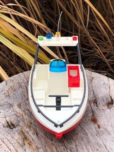 Bateau Playmobil rouge