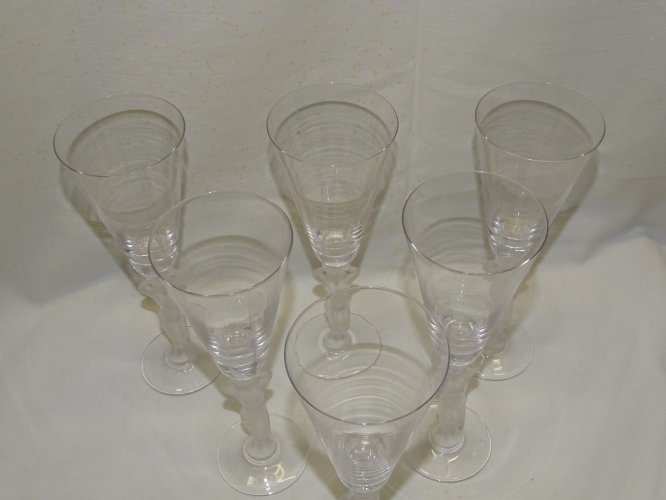 -BAYEL 6 VERRES A PIEDS FEMMES NUES VENUS HAUTEUR 20,7 cm TABLE de FETES