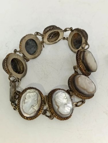 beau bracelet ancien caméé et bague  par giuseppe mandile en bon etate