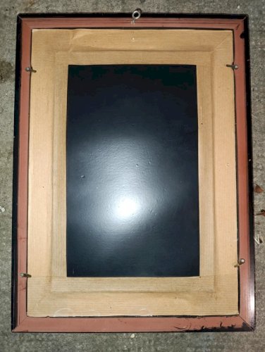 beau cadre avec plaque en ceramique villeroy et boch decor sainte catherine en bon etat