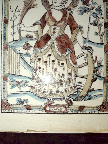 beau cadre avec plaque en ceramique villeroy et boch decor sainte catherine en bon etat