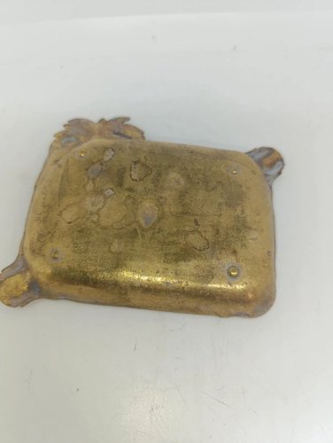 beau cendrier en bronze à decor de chasseur et palmier en bon etat