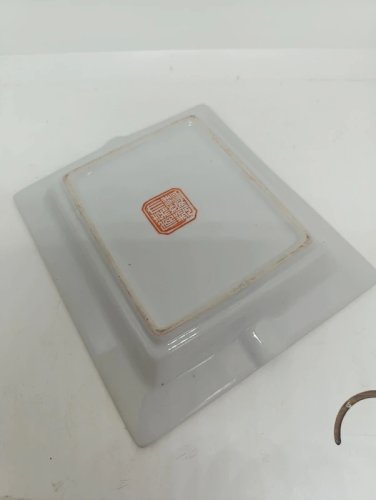 beau cendrier vide poche en porcelaine chinoise decor blason chateau versailles en bon etat