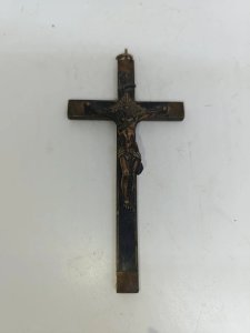 Beautiful antique bronze crucifix? In good condition.