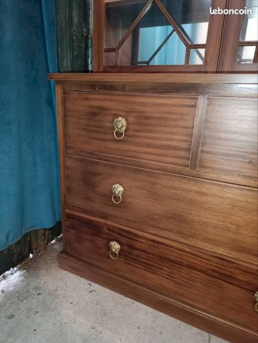 Beau meuble vitrine style anglais fin 19 ème début 20 eme en bon état