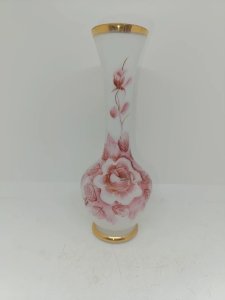 beau petit vase ancien en opaline à decor floral en bon etat