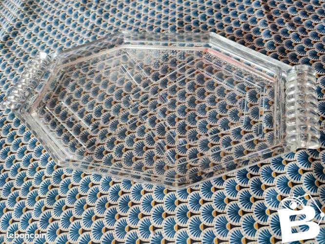 Beau plateau art deco des années 50 en verre en bon etat