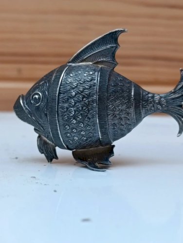 Beau poisson en argent 925 signé otopazio en bon état