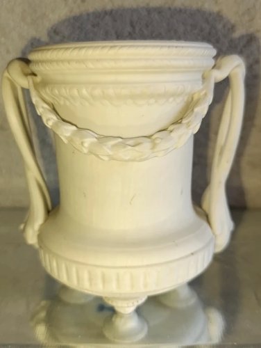 beau pot en porcelaine de saxe? style meissen en bon etat