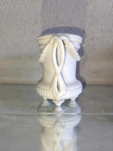 beau pot en porcelaine de saxe? style meissen en bon etat