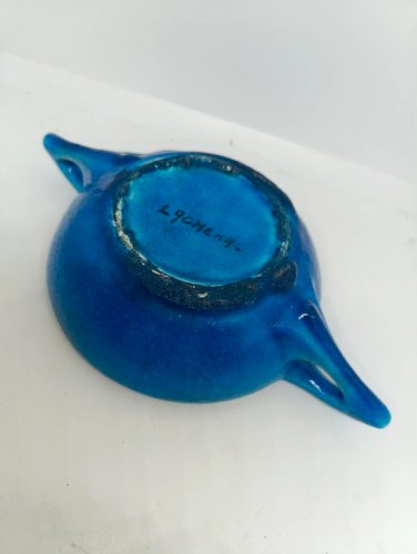 beau sucrier ancien bleu signé Lachenal en bon etat