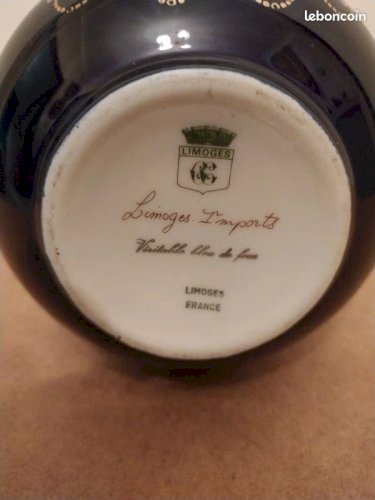 Beau Vase Ancien Limoges Imports Veritable Bleu De Four en bon état