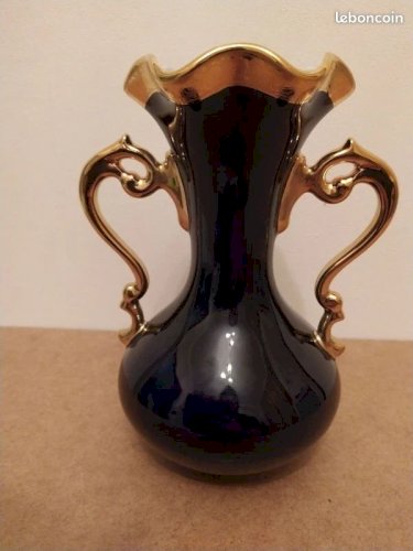 Beau Vase Ancien Limoges Imports Veritable Bleu De Four en bon état