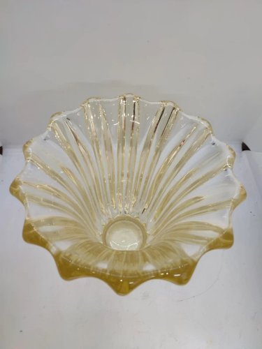 beau vase art deco attribue à Pierre Davesn en bon etat