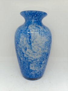 beau vase bleu incrustation de bulle soisy sur ecole ? en bon etat